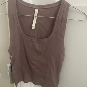Aritzia Group by Babaton Foundation Rib Tank Size Small Shadow Mauve